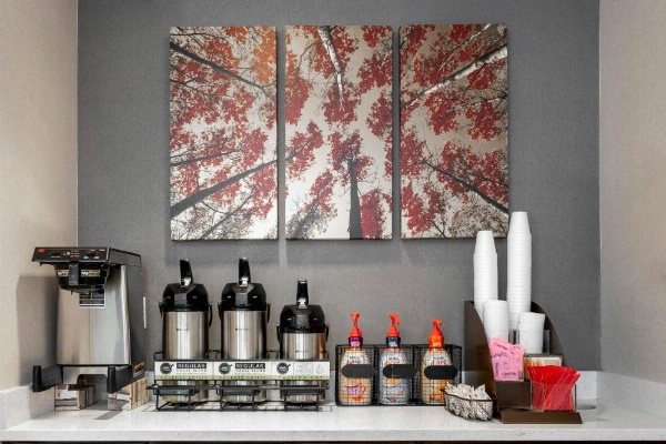 Red Roof PLUS+ Boston - Mansfield/ Foxboro image 8